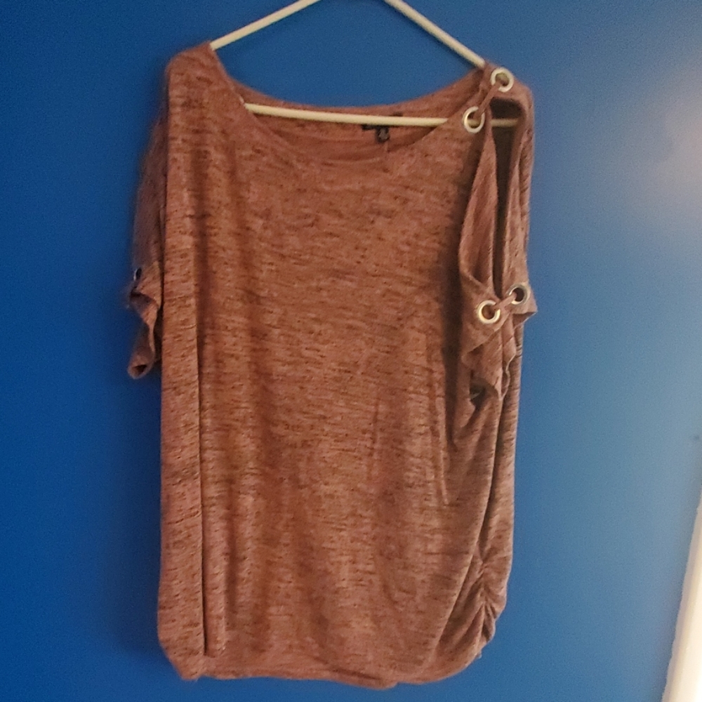 Ladies top